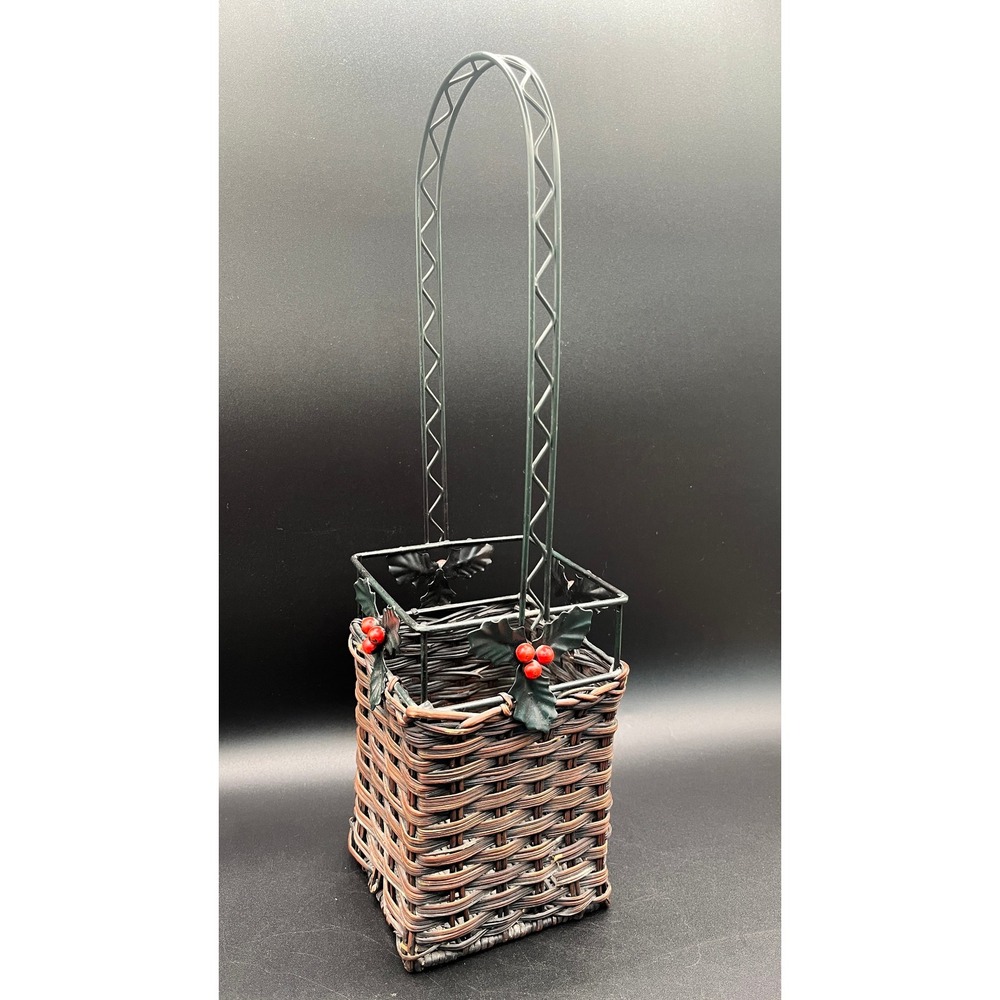 Christmas Holly Berry Wicker Wine Bottle Carrier Basket Handle Gift Caddy 15"